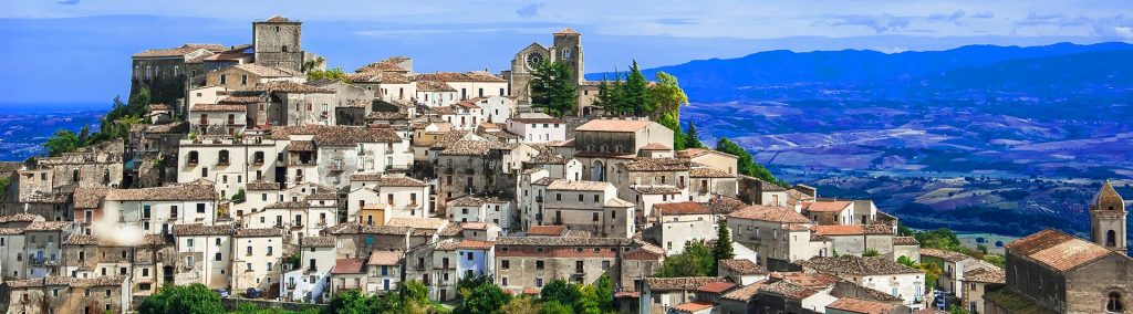 Altomonte, nel Parco del Pollino, fra i luoghi più romantici per dire sì