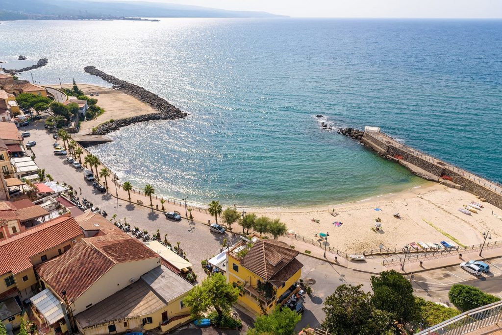 Sposarsi in Calabria, 5 luoghi più romantici per dire sì 2 Pizzo, il Castello Murat e la Chiesetta di Piedigrotta
