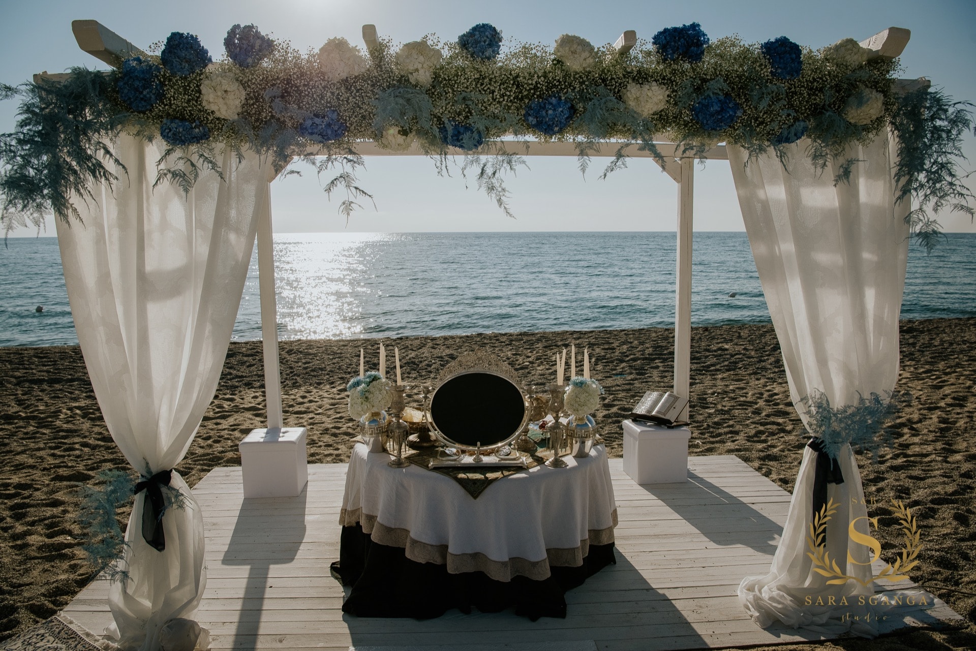 Cesare Leila matrimonio persiano in spiaggia