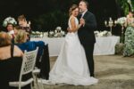 Il primo ballo degli sposi, una tradizione irrinunciabile. 1 Il primo ballo degli sposi una tradizione irrinunciabile